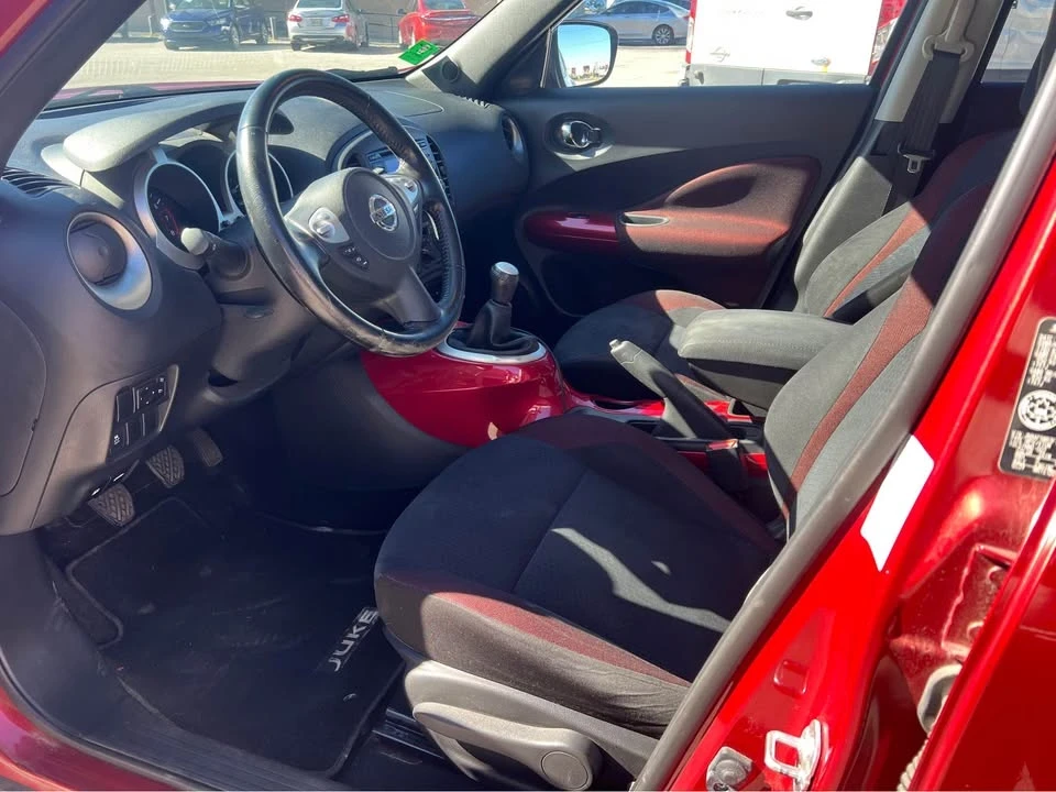 2015 Nissan Juke - Image 10 of 18
