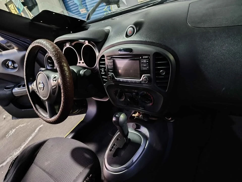 2015 Nissan Juke - Image 2 of 15