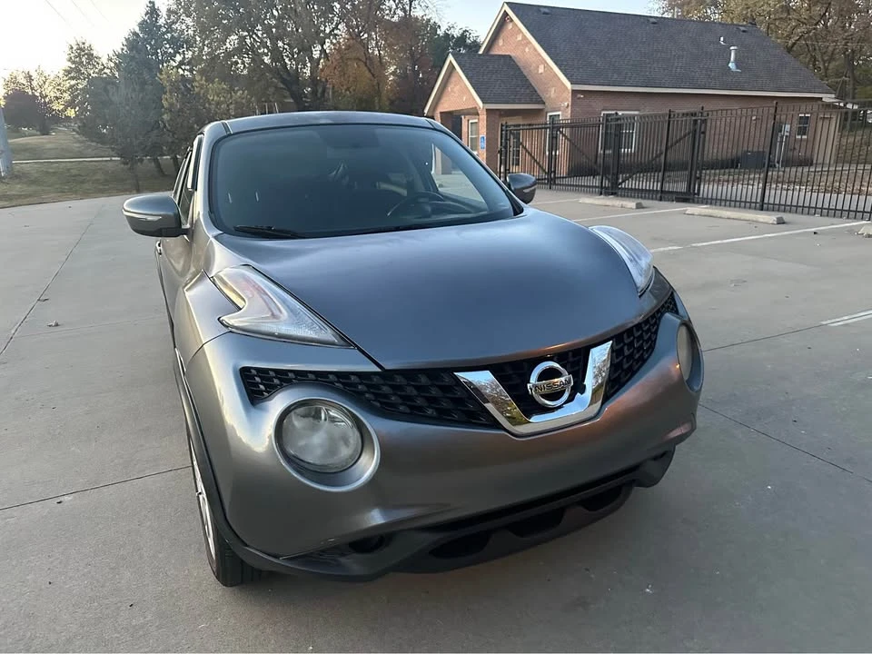 2015 Nissan Juke - Image 3 of 8