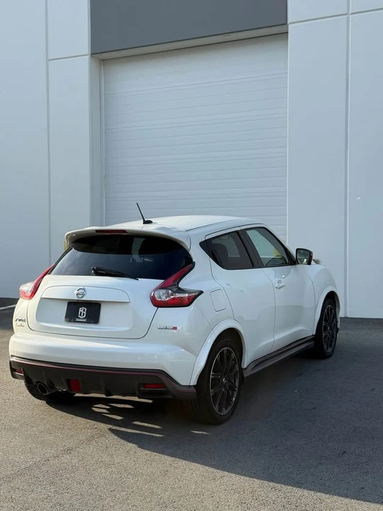 2015 Nissan Juke - Image 13 of 17