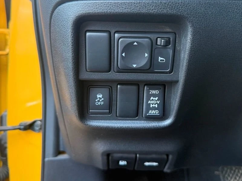 2015 Nissan Juke - Image 10 of 19