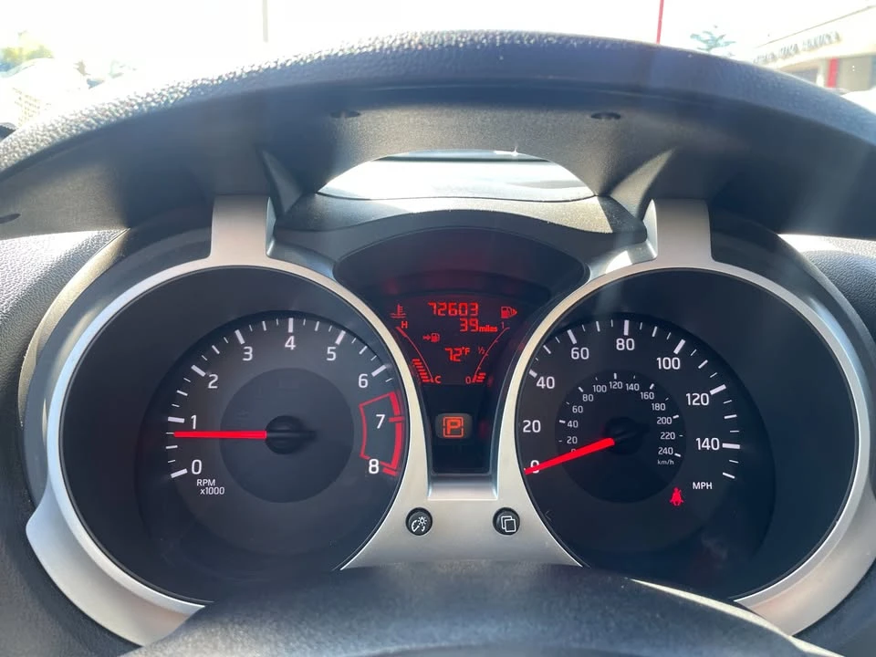 2015 Nissan Juke - Image 8 of 14