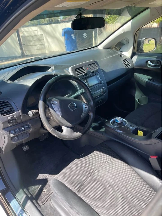 2015 Nissan Leaf - Image 4 of 6
