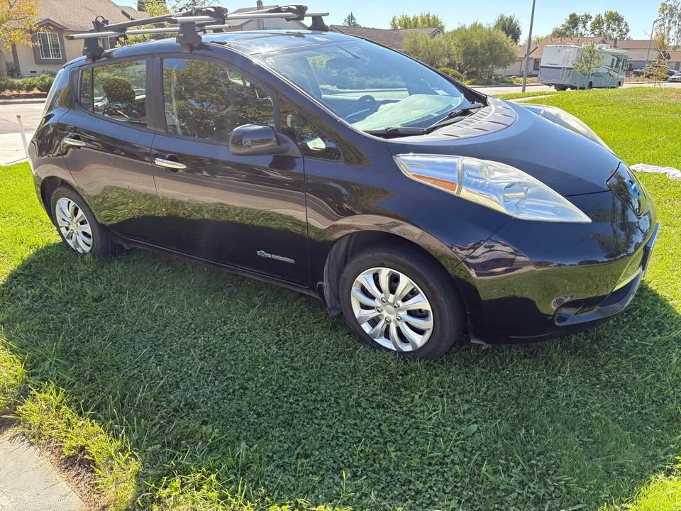2015 Nissan Leaf - Image 2 of 6