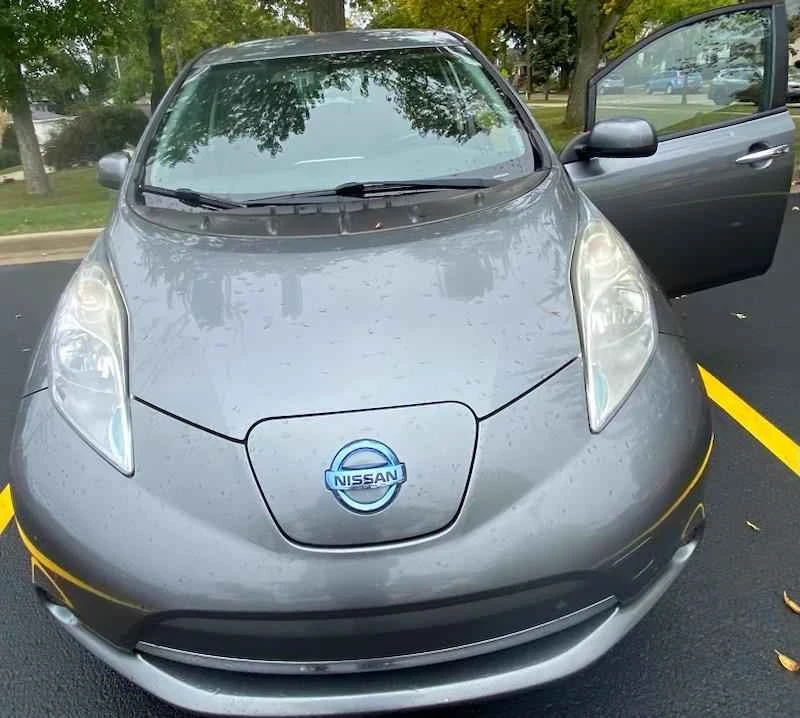 2015 Nissan Leaf - Image 2 of 19