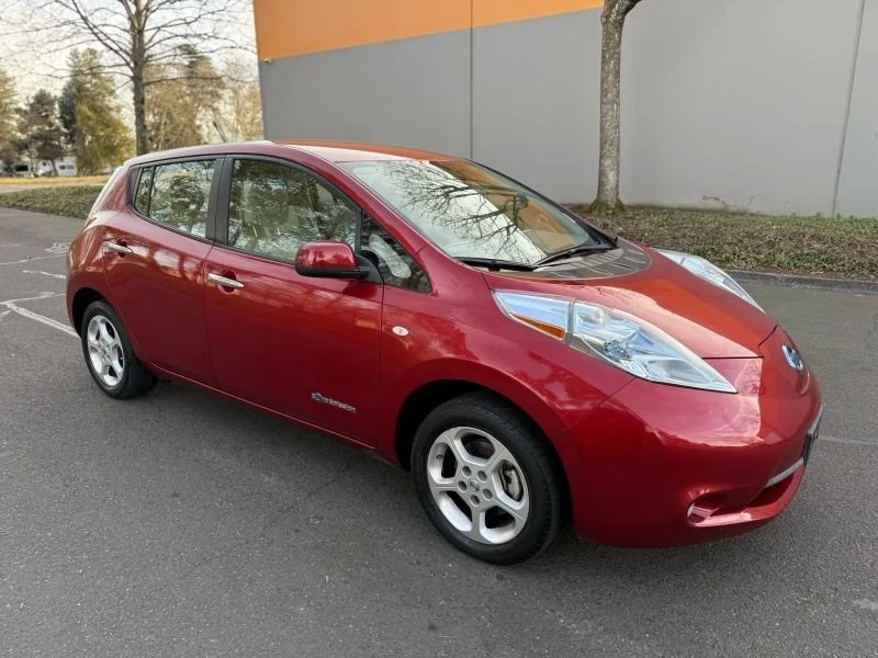 2015 Nissan Leaf - Image 2 of 20