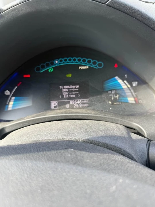 2015 Nissan Leaf - Image 7 of 7