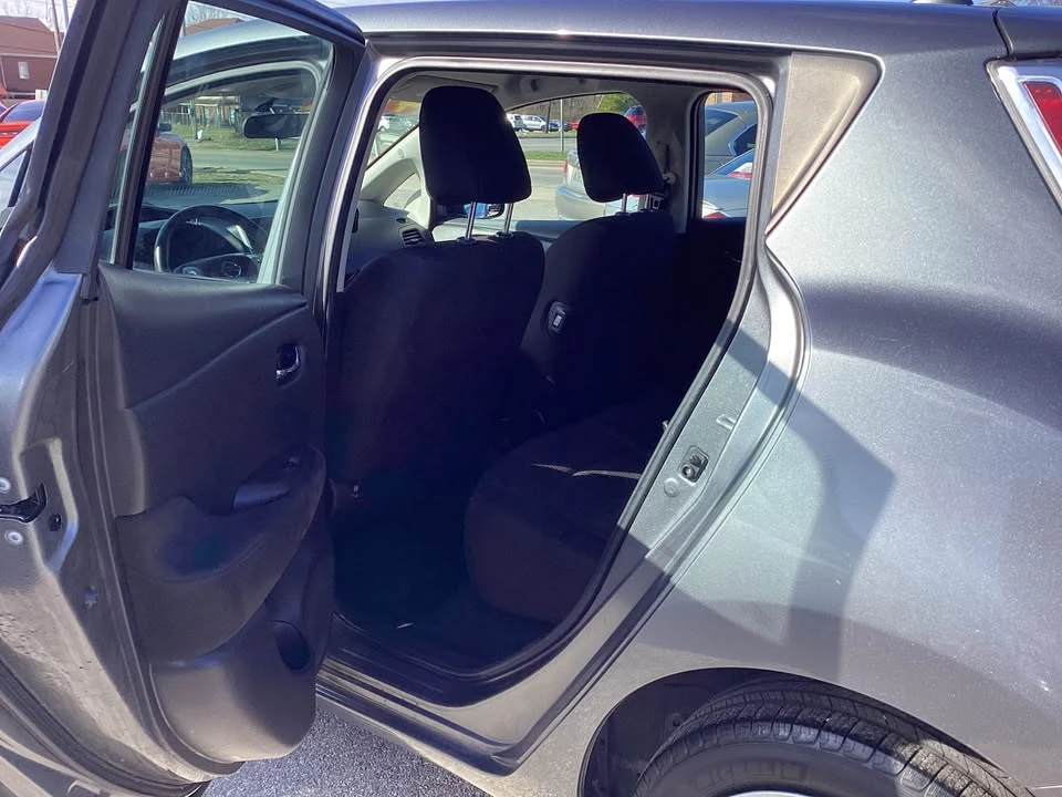 2015 Nissan Leaf - Image 6 of 9