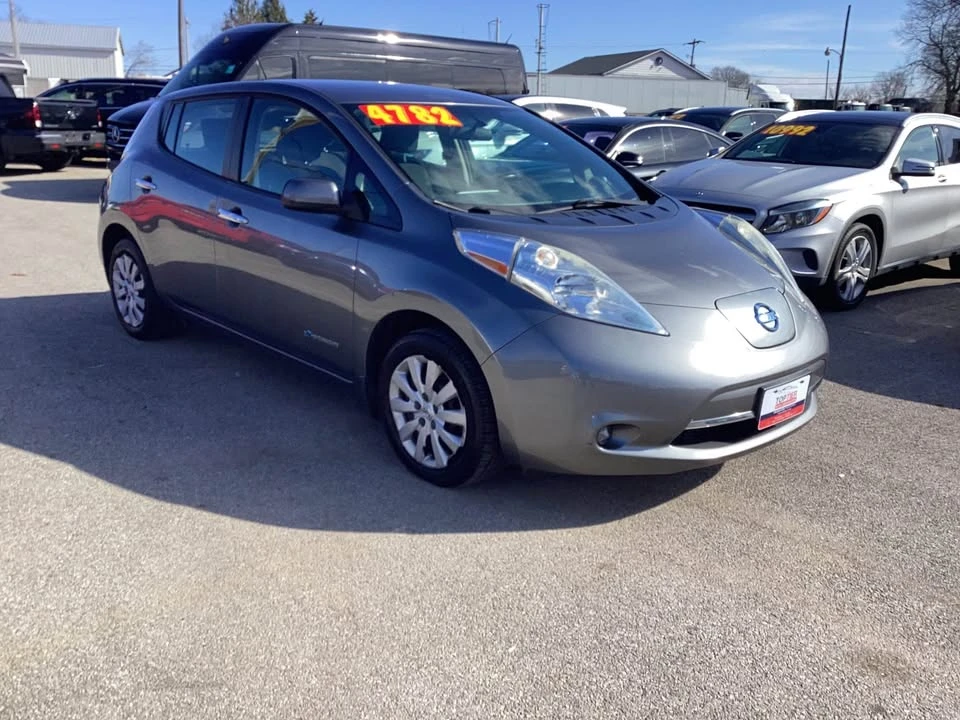 2015 Nissan Leaf - Image 2 of 9
