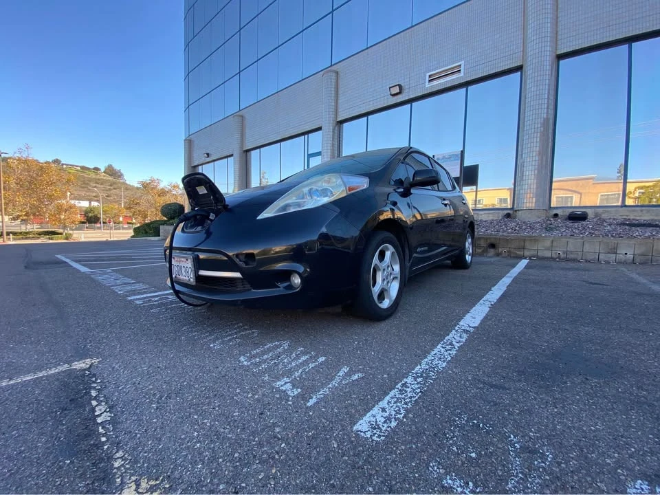 2015 Nissan Leaf - Image 5 of 11