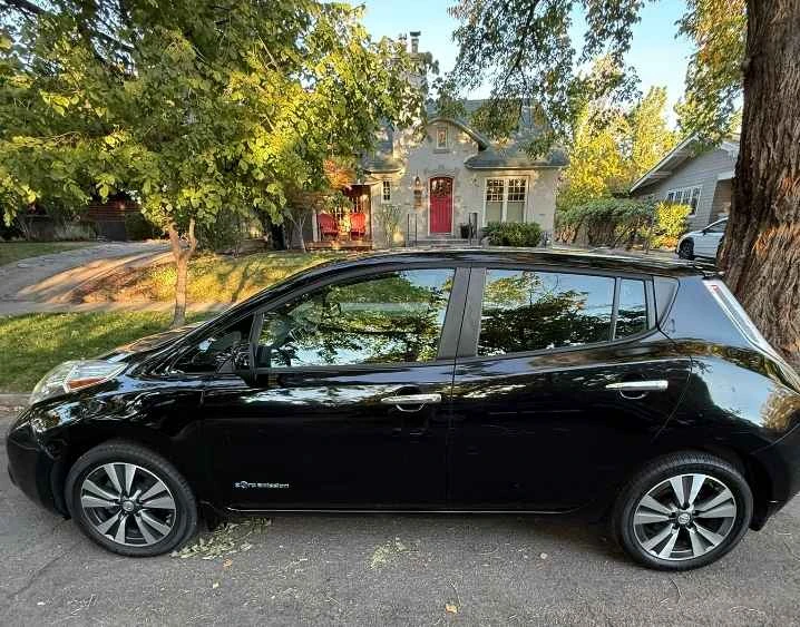 2015 Nissan Leaf - Image 6 of 12