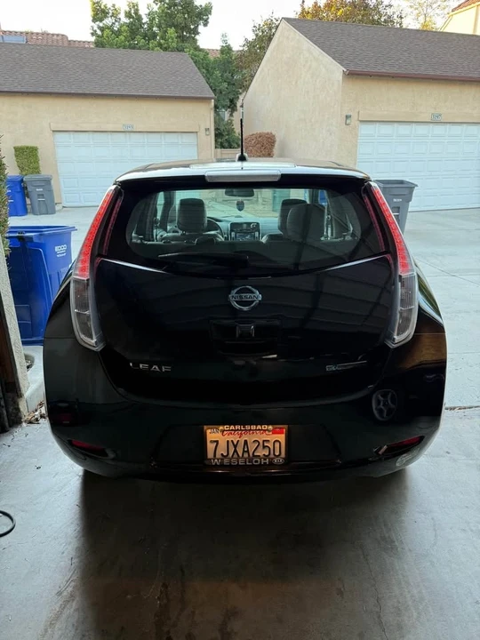 2015 Nissan Leaf - Image 5 of 10