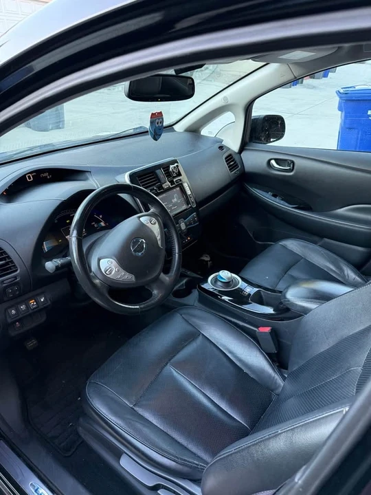 2015 Nissan Leaf - Image 7 of 10