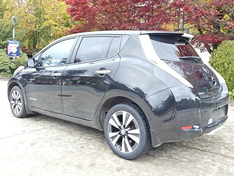 2015 Nissan Leaf - Image 5 of 18