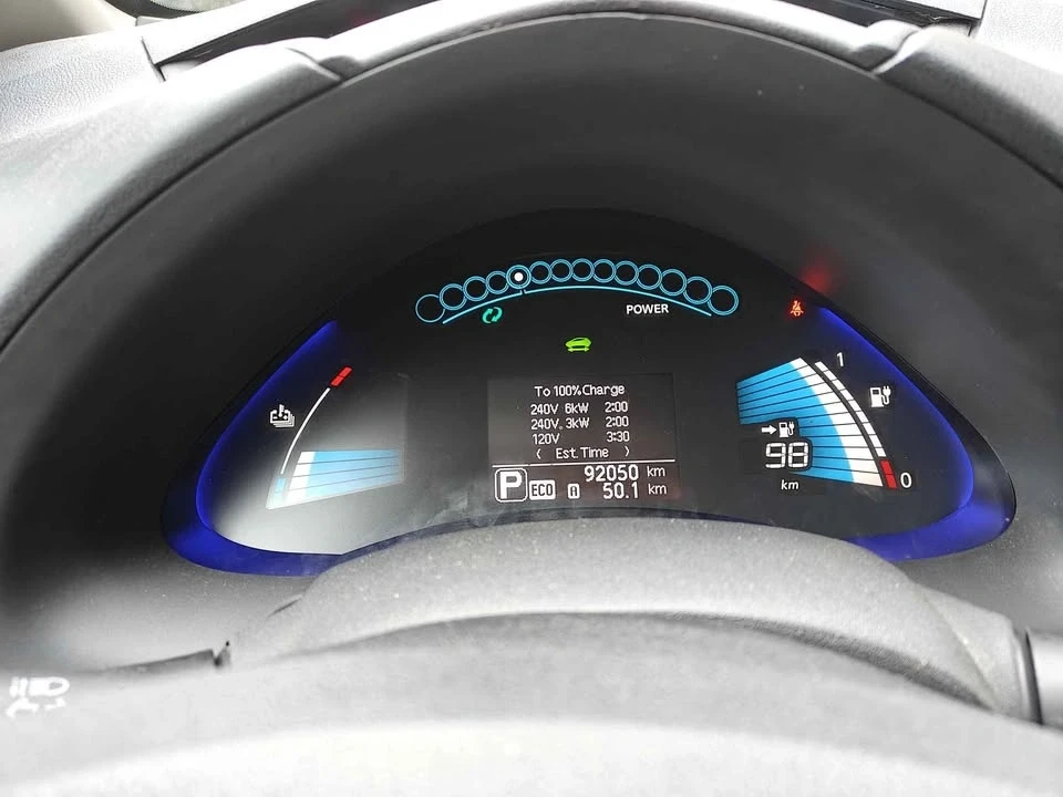 2015 Nissan Leaf - Image 16 of 18
