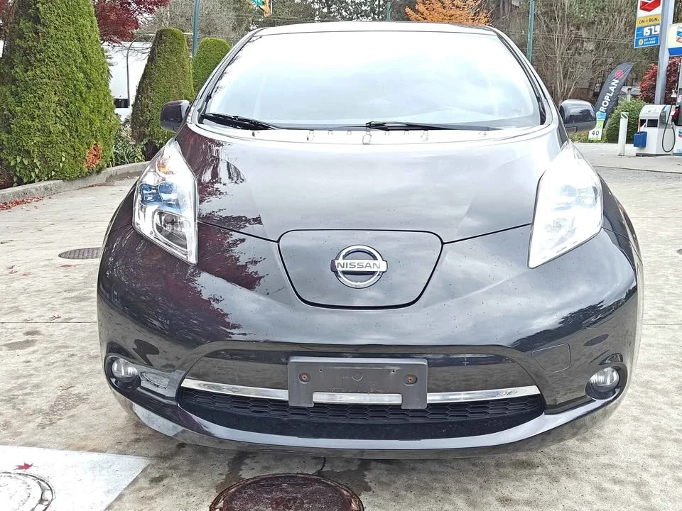 2015 Nissan Leaf - Image 8 of 18
