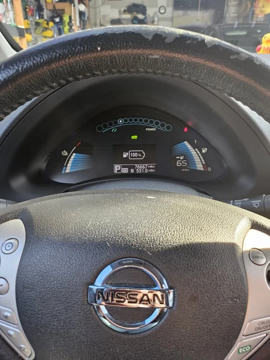 2015 Nissan Leaf - Image 8 of 10