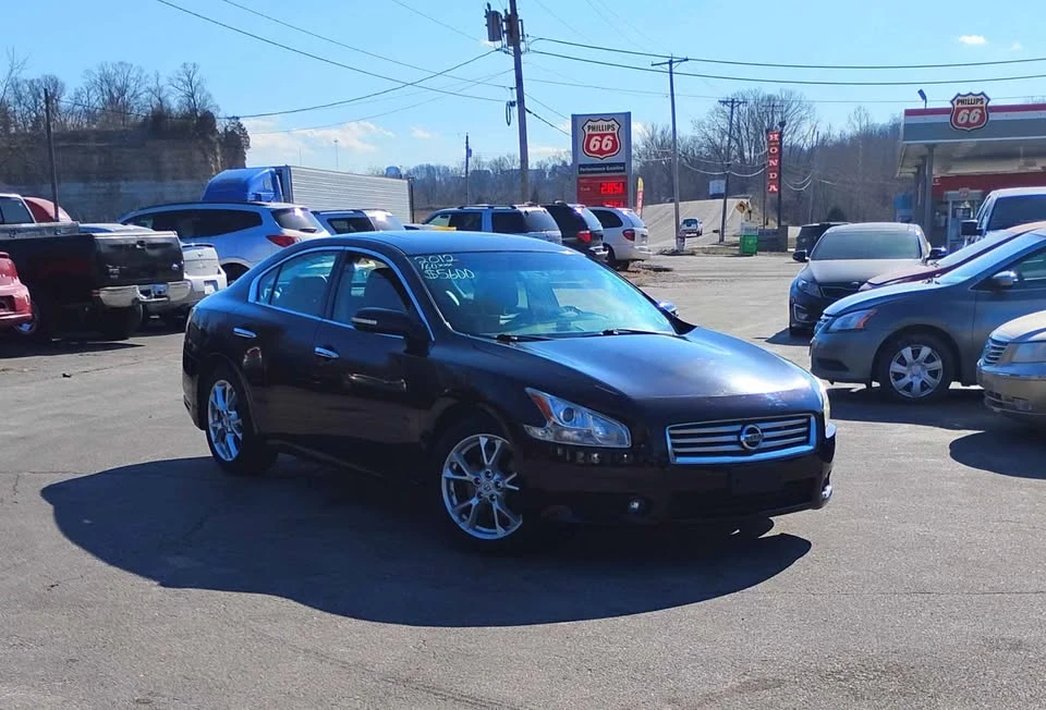 2015 Nissan Maxima 8th Gen - Image 5 of 10