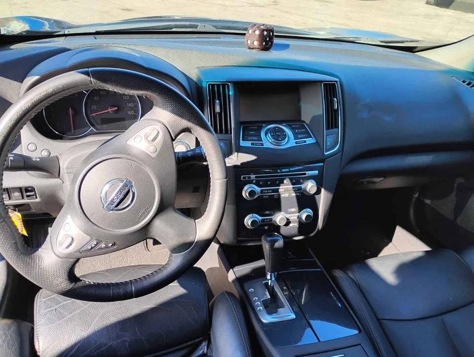 2015 Nissan Maxima 8th Gen - Image 9 of 10