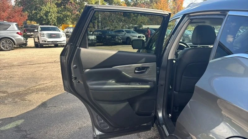 2015 Nissan Murano 3rd Gen - Image 15 of 19