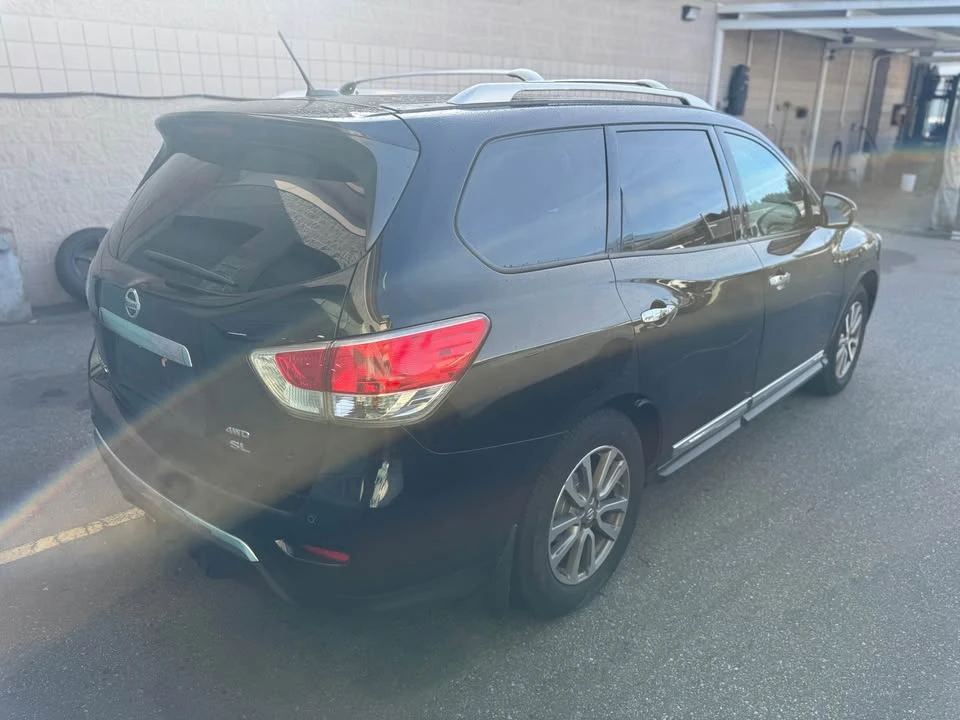 2015 Nissan Pathfinder 4th Gen - Image 4 of 9