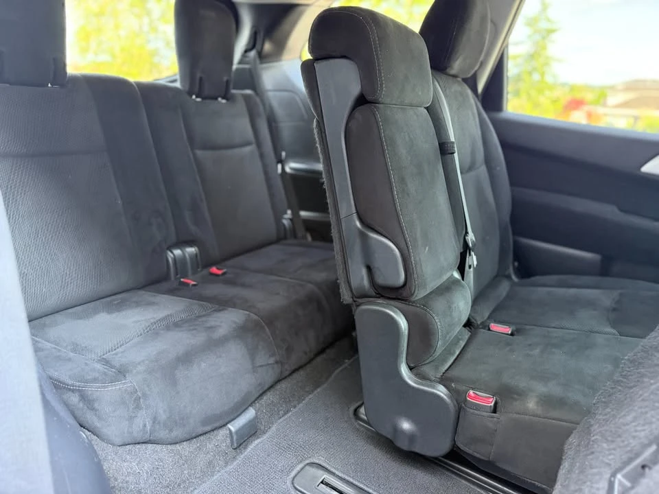 2015 Nissan Pathfinder 4th Gen - Image 10 of 20