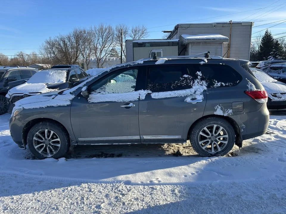 2015 Nissan Pathfinder 4th Gen - Image 7 of 17