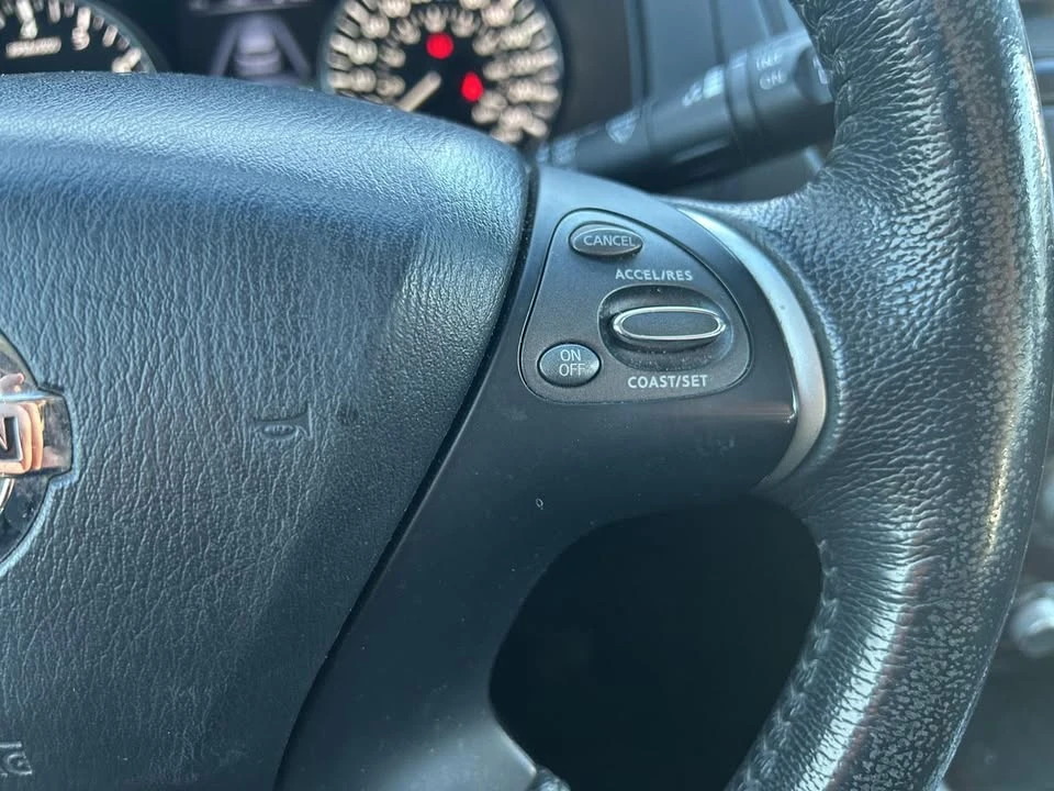 2015 Nissan Pathfinder 4th Gen - Image 13 of 17