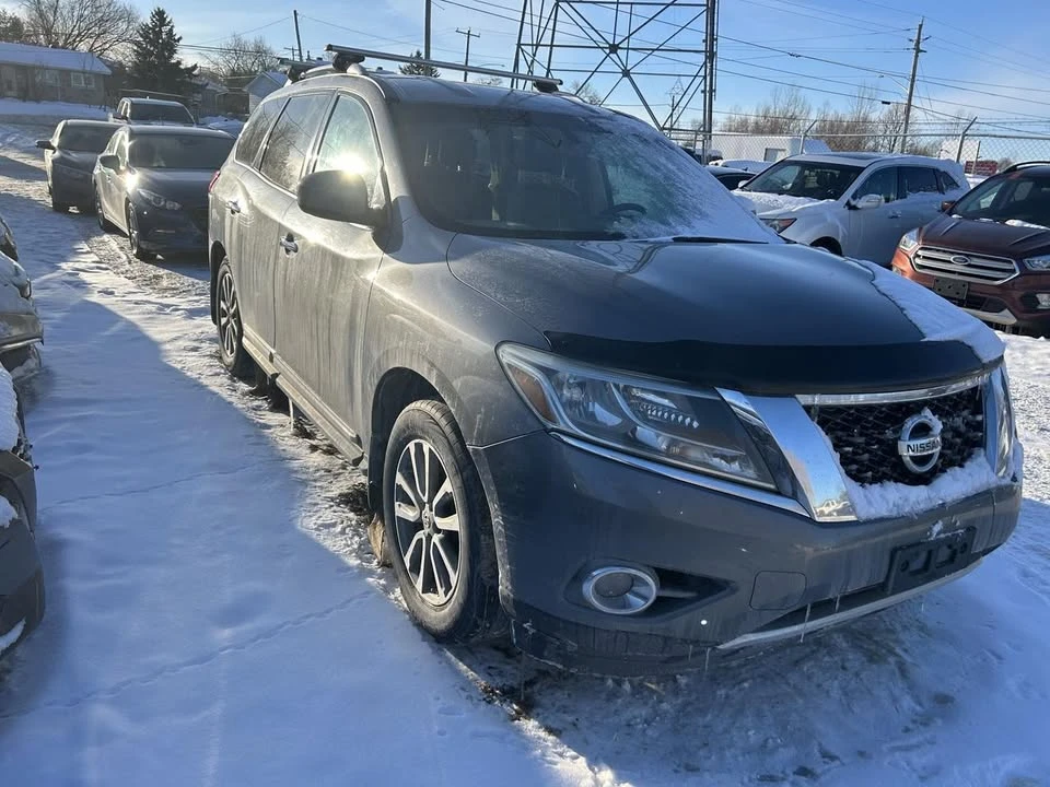 2015 Nissan Pathfinder 4th Gen - Image 2 of 17