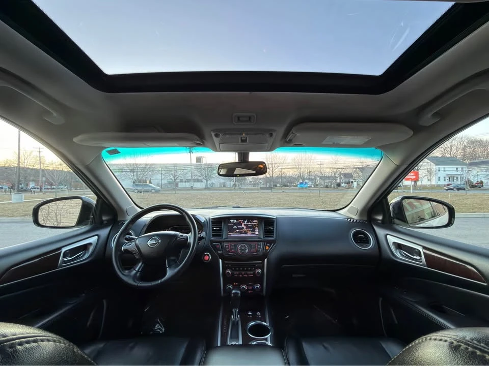 2015 Nissan Pathfinder 4th Gen - Image 3 of 21