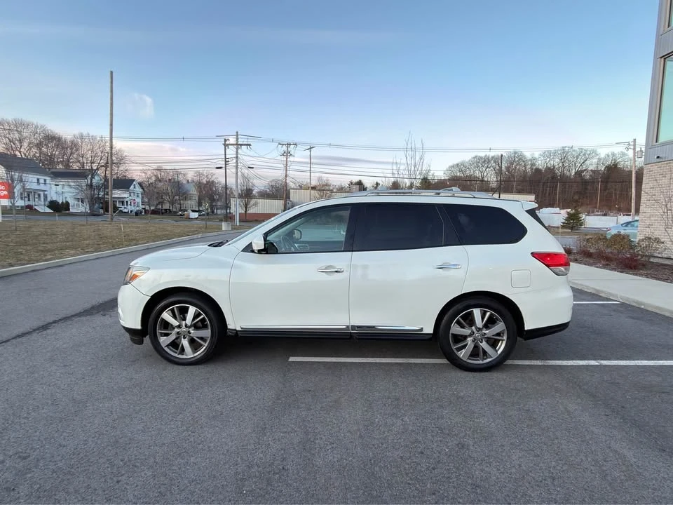 2015 Nissan Pathfinder 4th Gen - Image 6 of 21