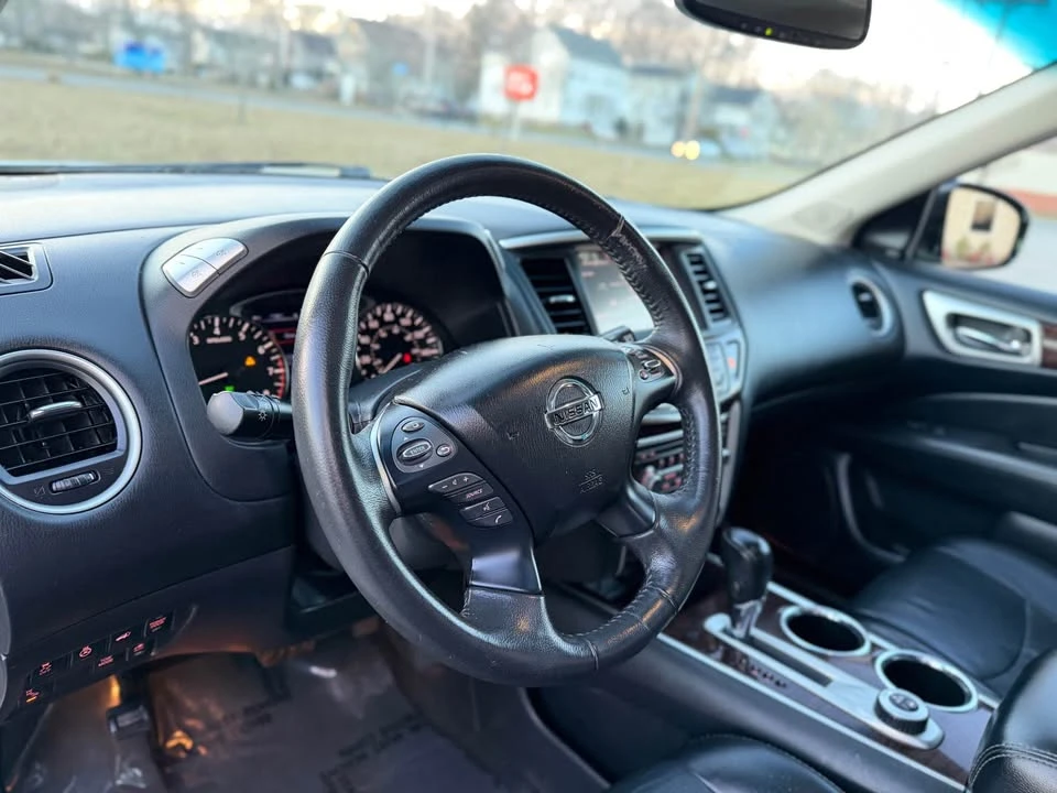 2015 Nissan Pathfinder 4th Gen - Image 13 of 21