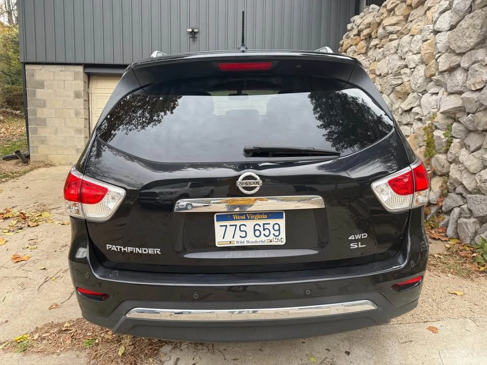 2015 Nissan Pathfinder 4th Gen - Image 3 of 9