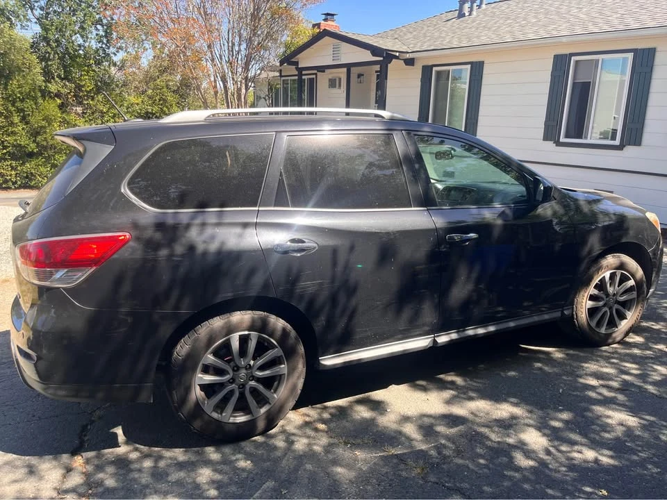 2015 Nissan Pathfinder 4th Gen - Image 5 of 10