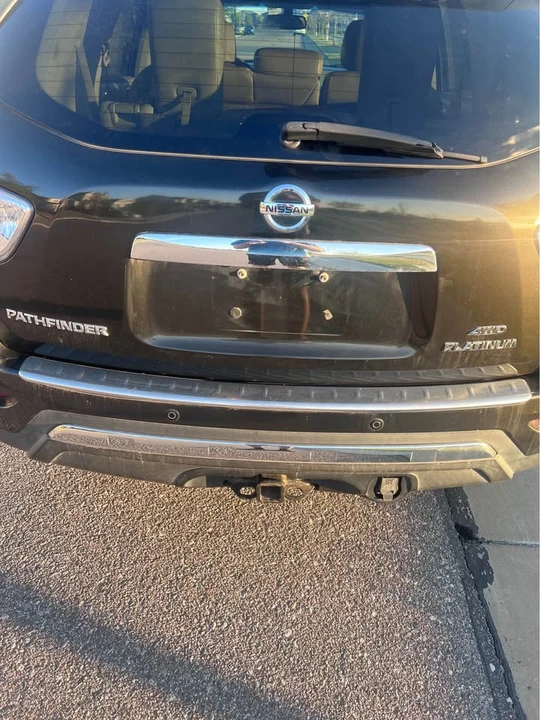 2015 Nissan Pathfinder 4th Gen - Image 17 of 17