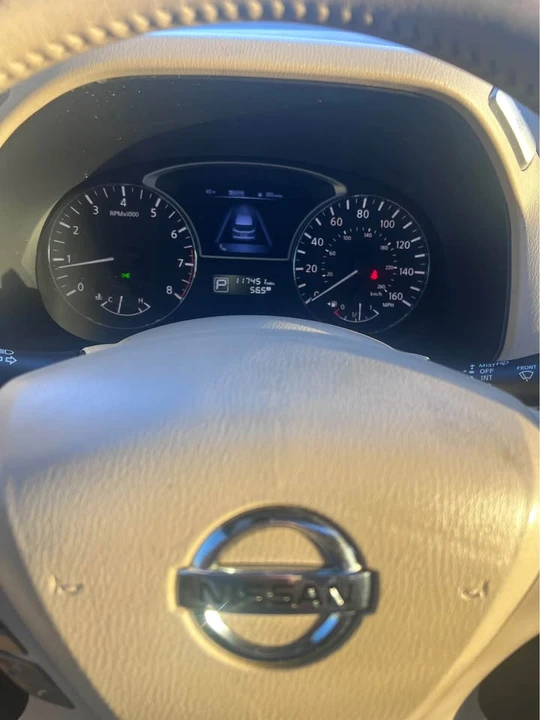 2015 Nissan Pathfinder 4th Gen - Image 8 of 17