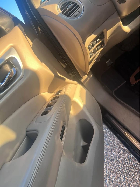 2015 Nissan Pathfinder 4th Gen - Image 10 of 17