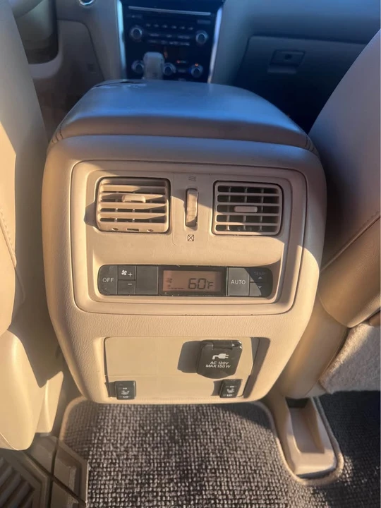 2015 Nissan Pathfinder 4th Gen - Image 12 of 17