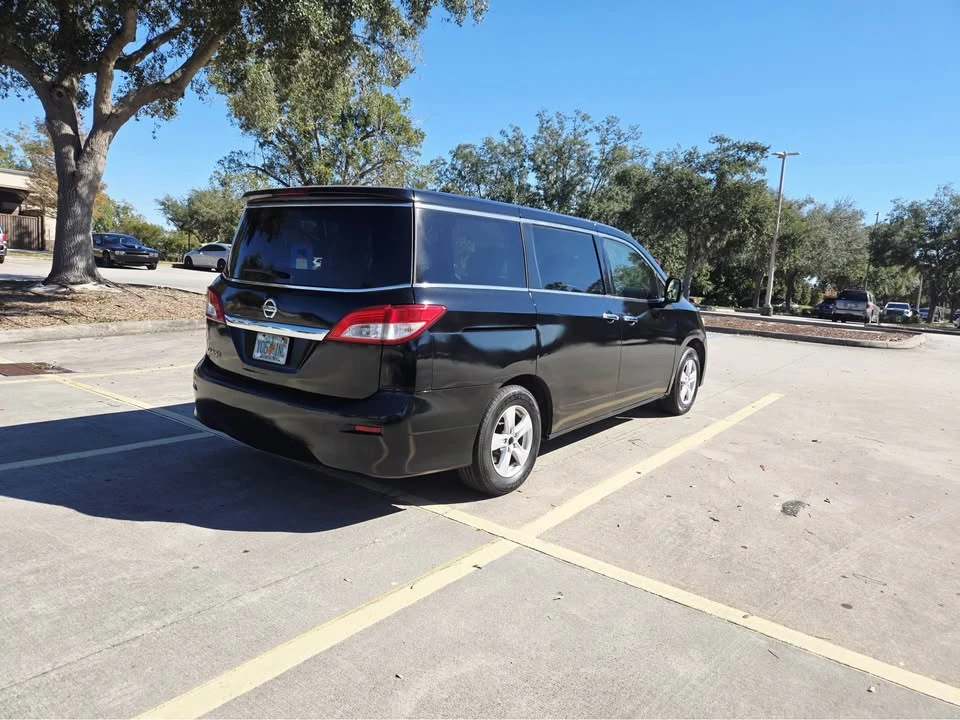 2015 Nissan Quest - Image 3 of 5
