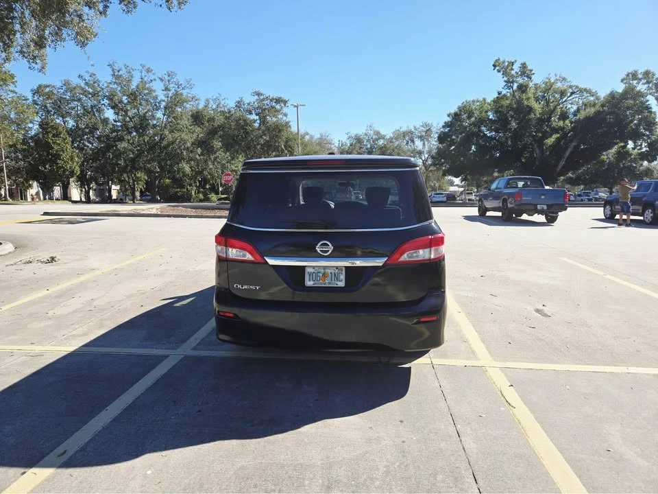 2015 Nissan Quest - Image 5 of 5