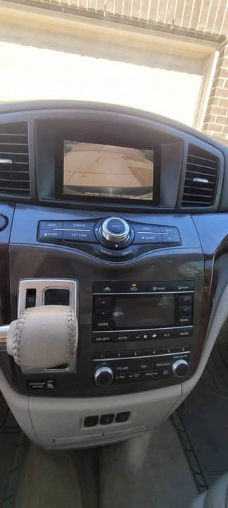 2015 Nissan Quest - Image 12 of 13