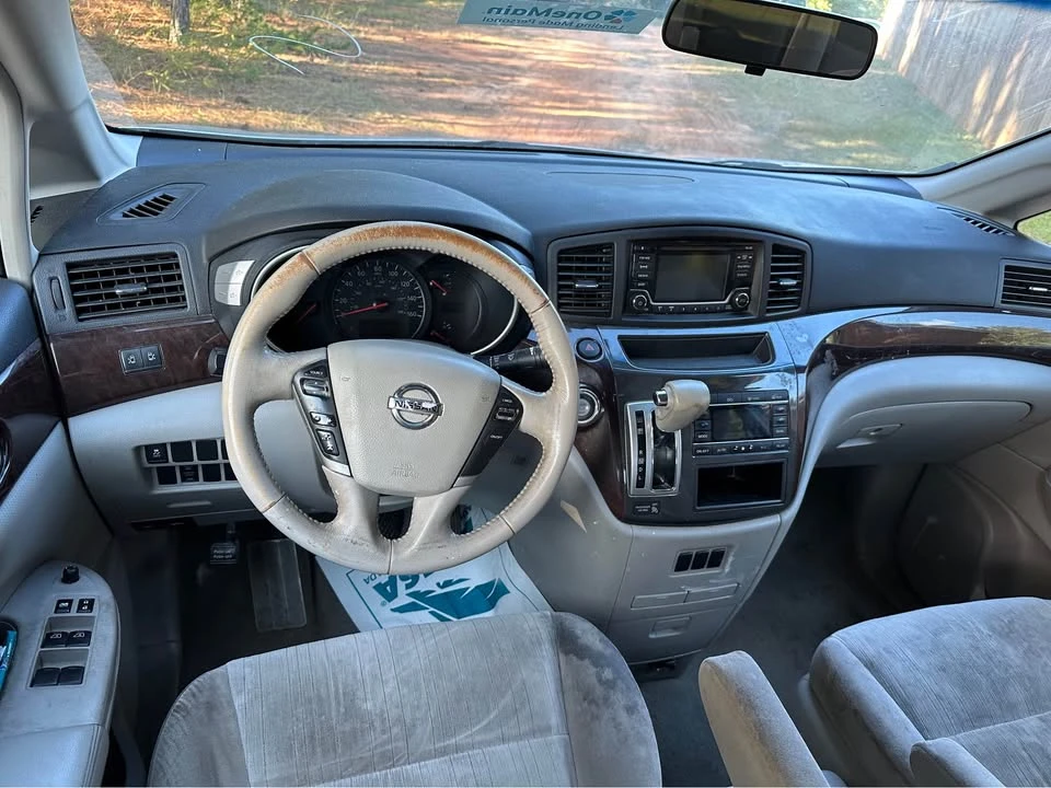 2015 Nissan Quest - Image 6 of 7