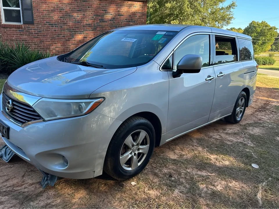 2015 Nissan Quest - Image 3 of 7