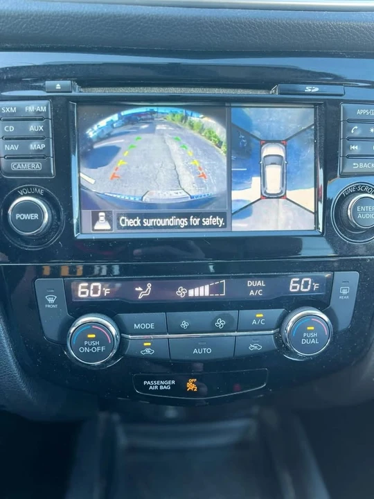 2015 Nissan Rogue - Image 9 of 16