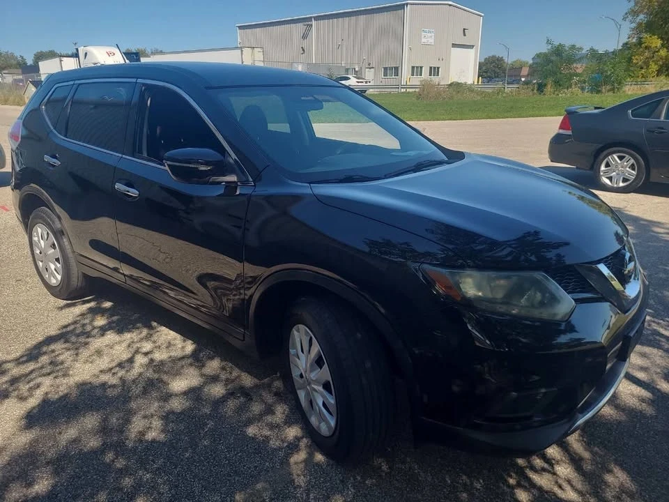 2015 Nissan Rogue - Image 4 of 12