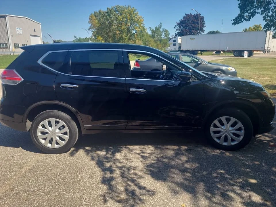 2015 Nissan Rogue - Image 5 of 12
