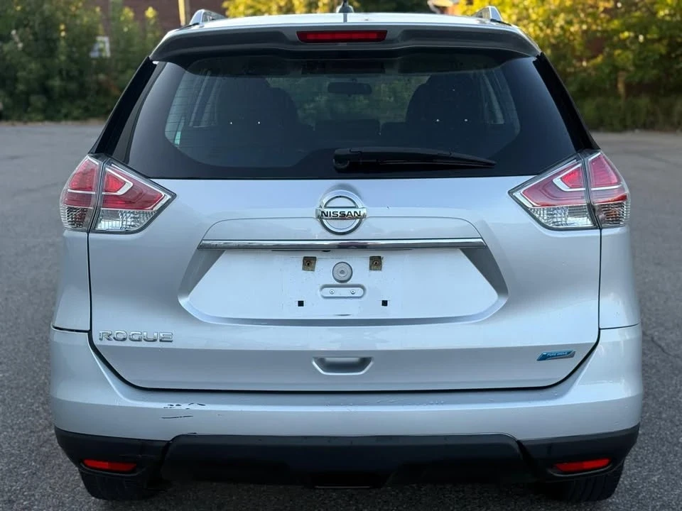2015 Nissan Rogue - Image 6 of 16