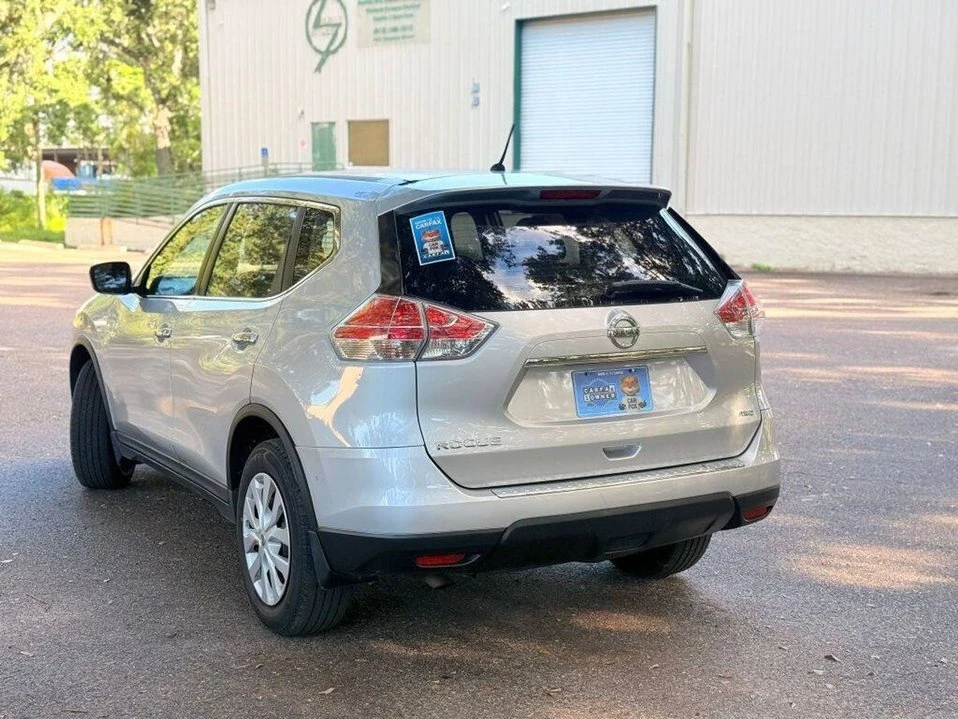 2015 Nissan Rogue - Image 7 of 19