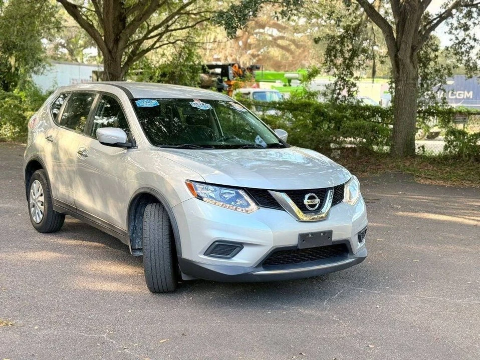 2015 Nissan Rogue - Image 3 of 19