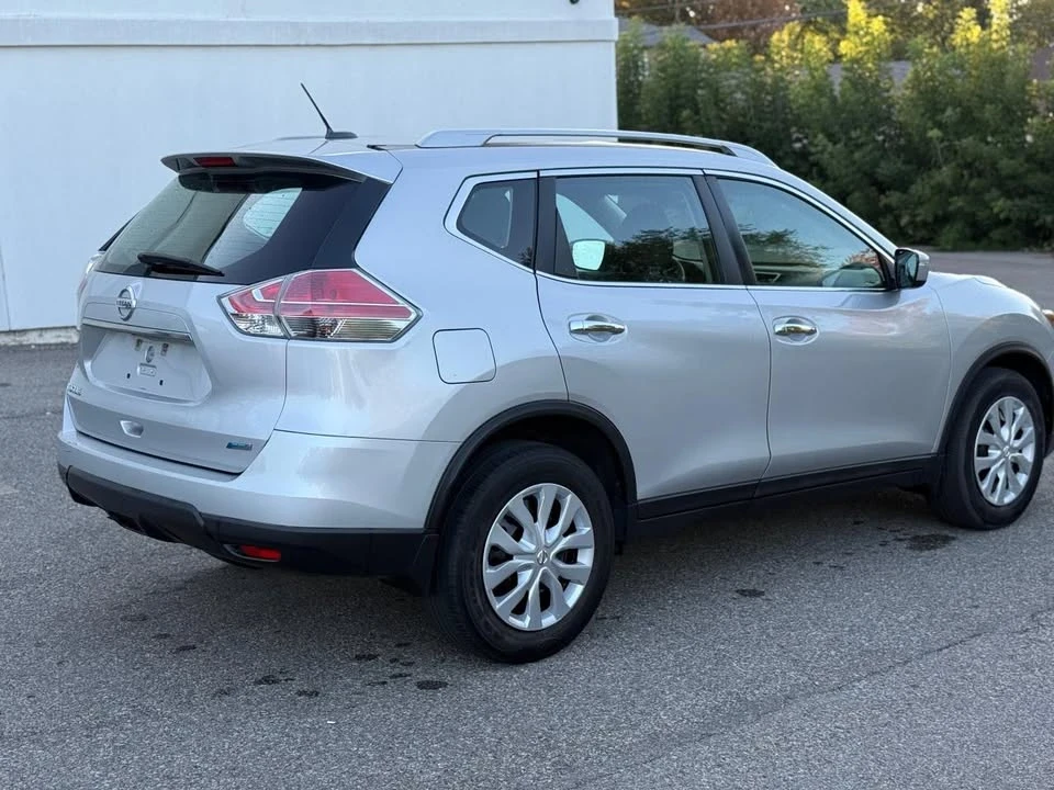 2015 Nissan Rogue - Image 5 of 16